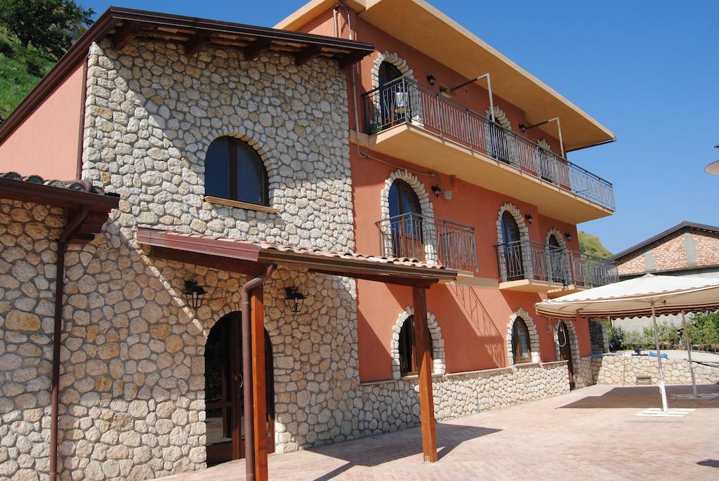Hotel Al Giumani Mammola Exteriér fotografie